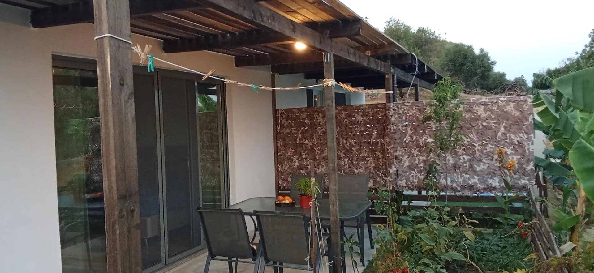 Mediterranean Studio Ratzakli Ratzaklíon